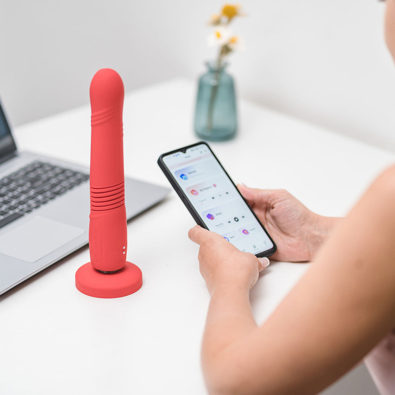 Lovense Gravity App Enabled Silicone Waterproof Rechargeable Thrusting & Vibrating Dildo