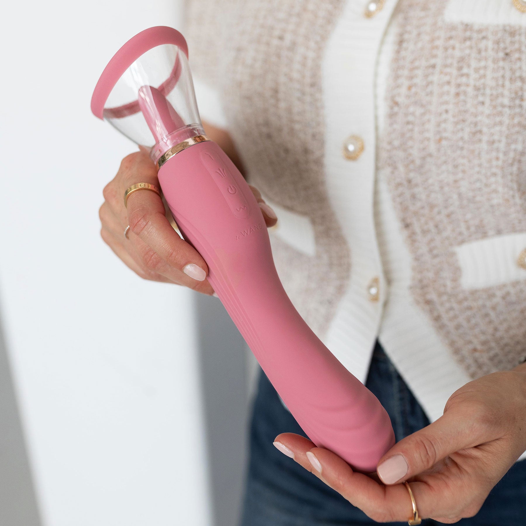 Le Wand Lick 3-in-1 Rechargeable Double-Ended Silicone Vibrator