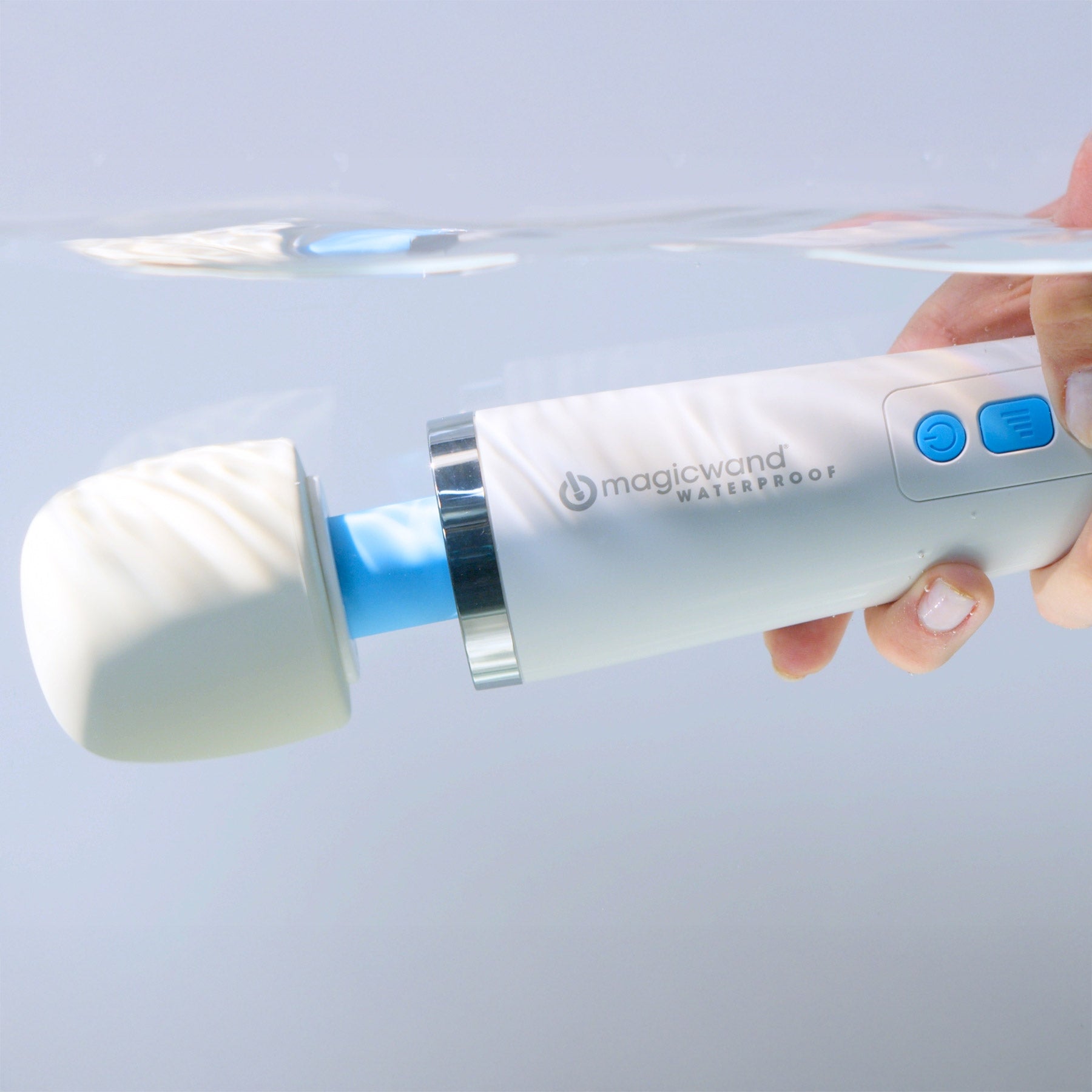 Magic Wand® Waterproof Rechargeable Cordless Vibrator