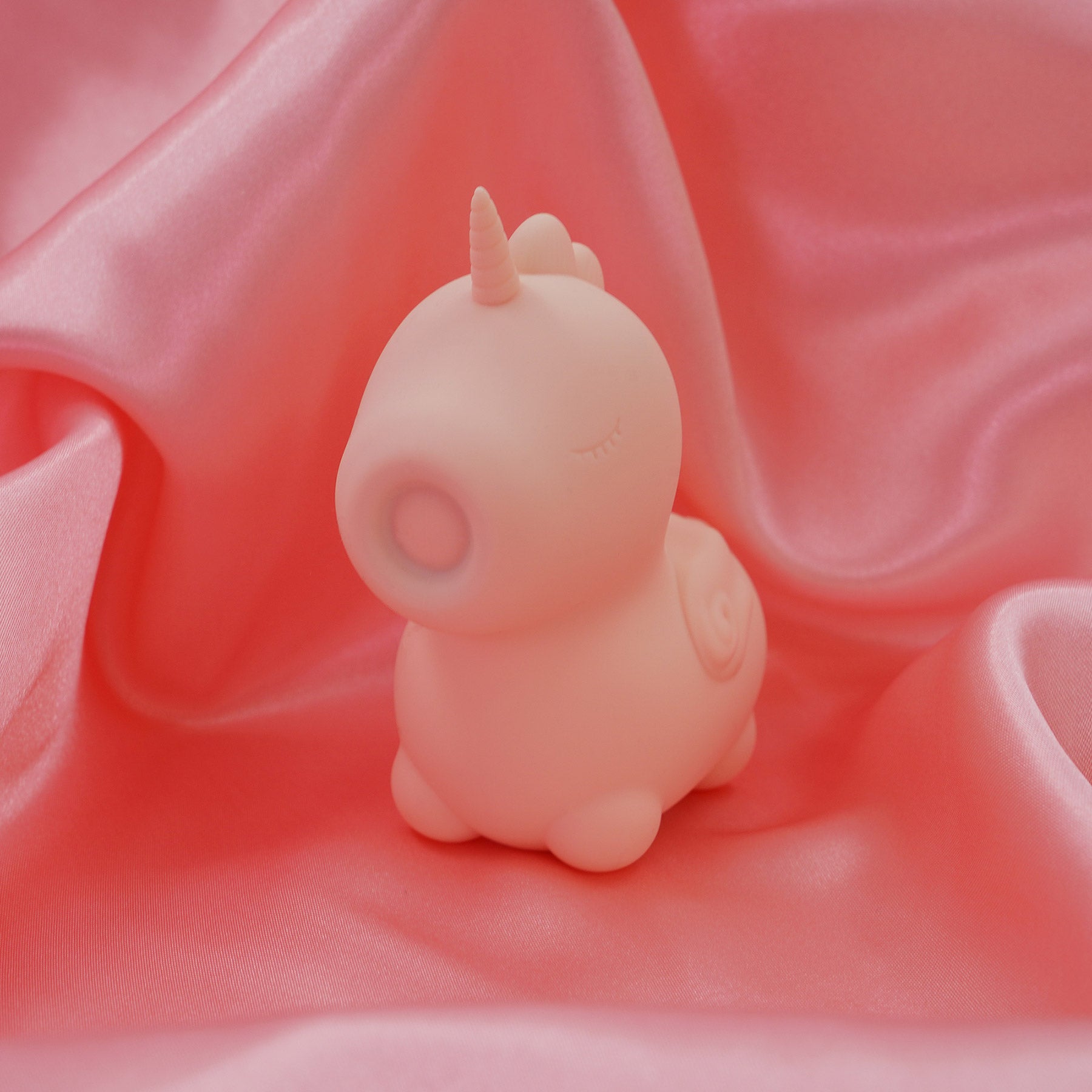 Unihorn Heart Throb Pulsing Silicone Clitoral Vibrator - Pink