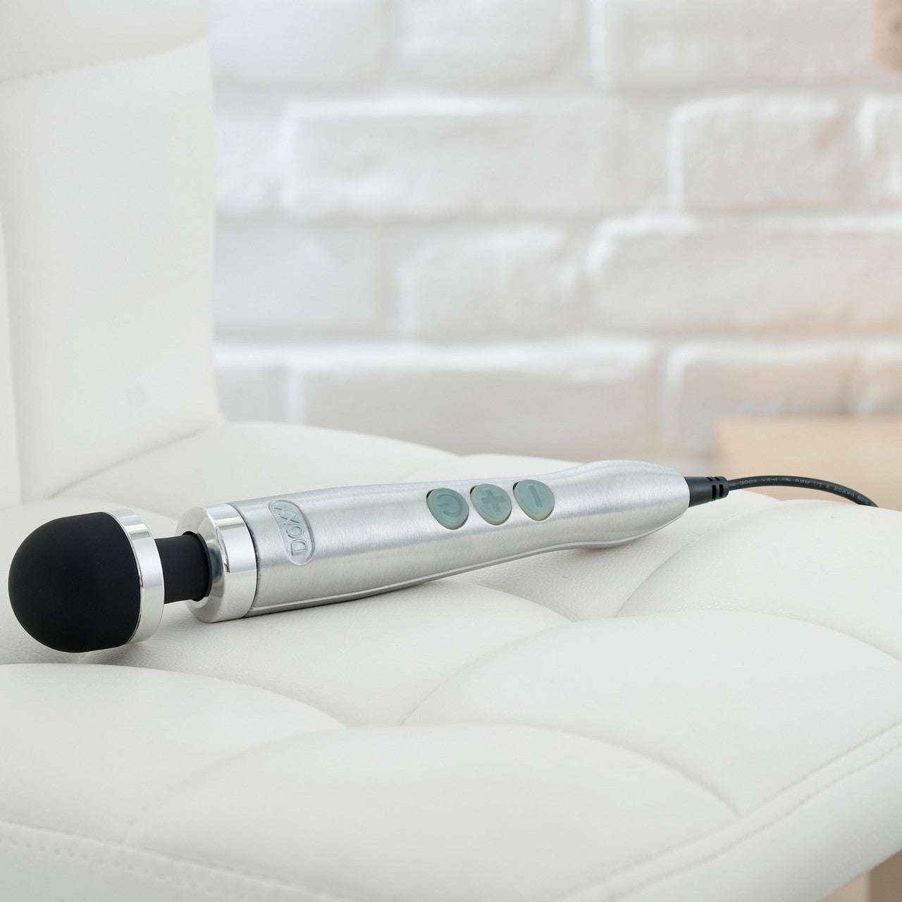 Doxy Die Cast 3 Extra Powerful Massage Wand Vibrator - Brushed Metal