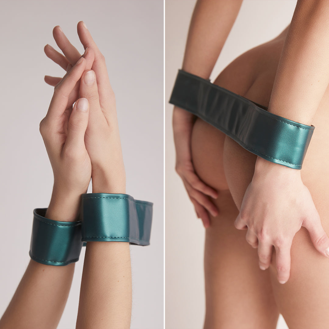 Strap-on-Me Curious Leatherette Strap-On Harness - Metallic Green
