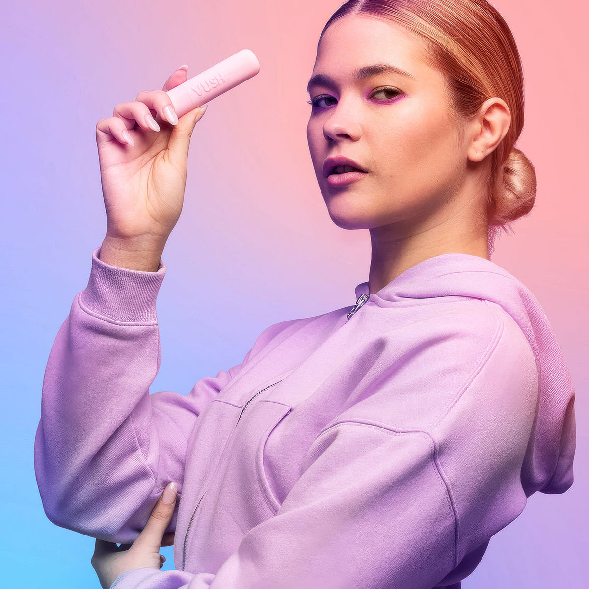 VUSH Gloss Silicone Rechargeable Waterproof Bullet Vibrator