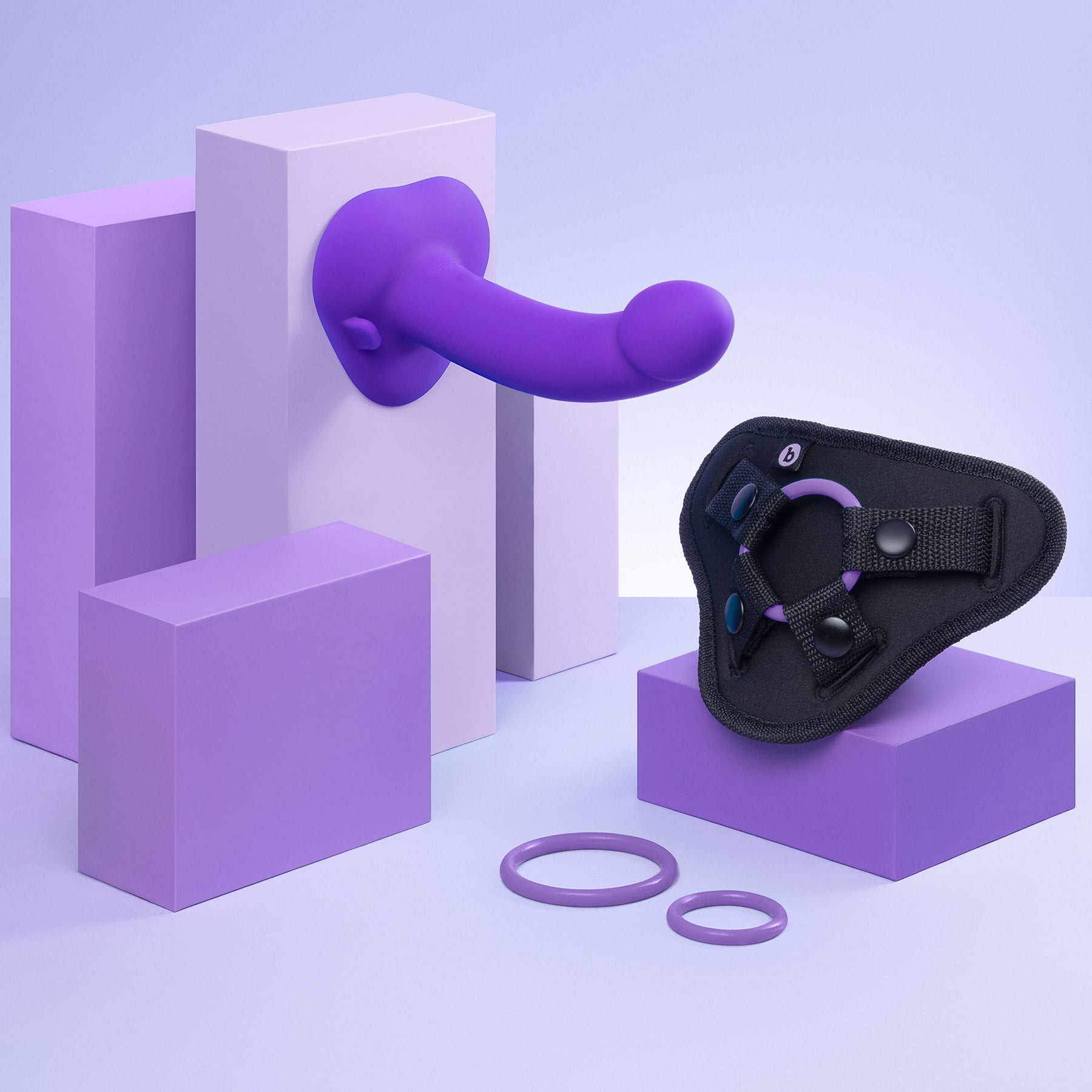 b-Vibe Vibrating Curved Silicone Dildo Strap-On Kit