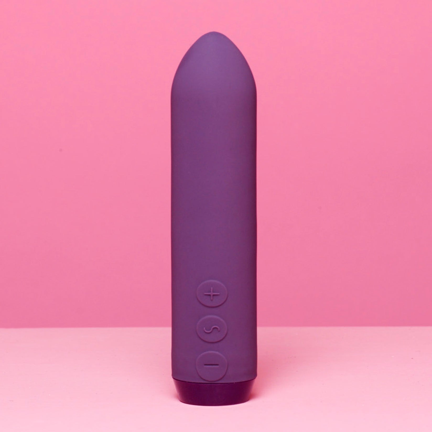 Je Joue Classic Bullet Rechargeable Silicone Vibrator - Purple