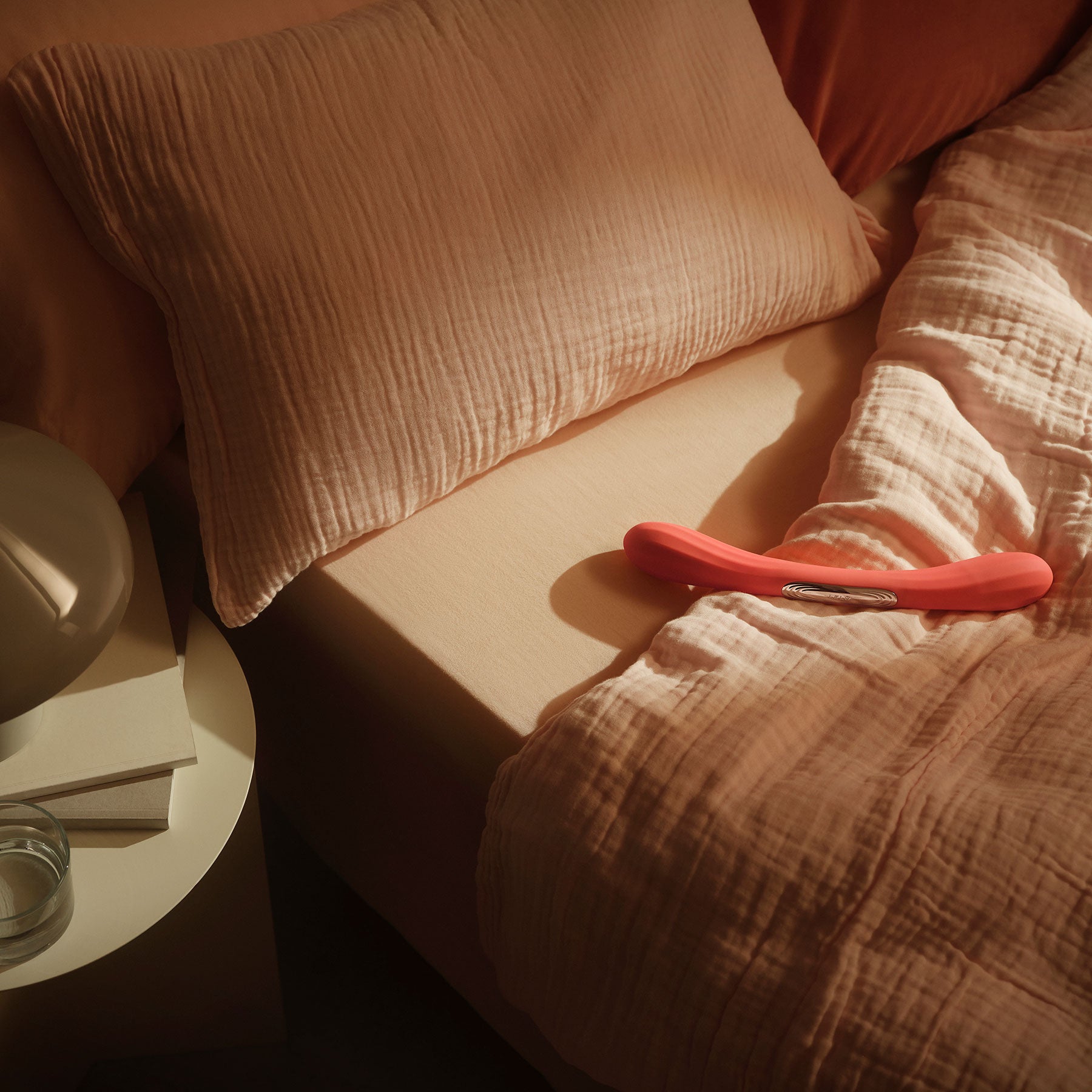 LELO BOOMERANG™ Premium Double Ended Silicone Vibrator For Couples - Coral