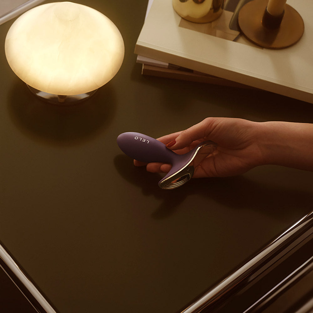 LELO SURFER™ 2 Premium App-Connected Unisex Vibrating Anal Plug - Cyber Purple