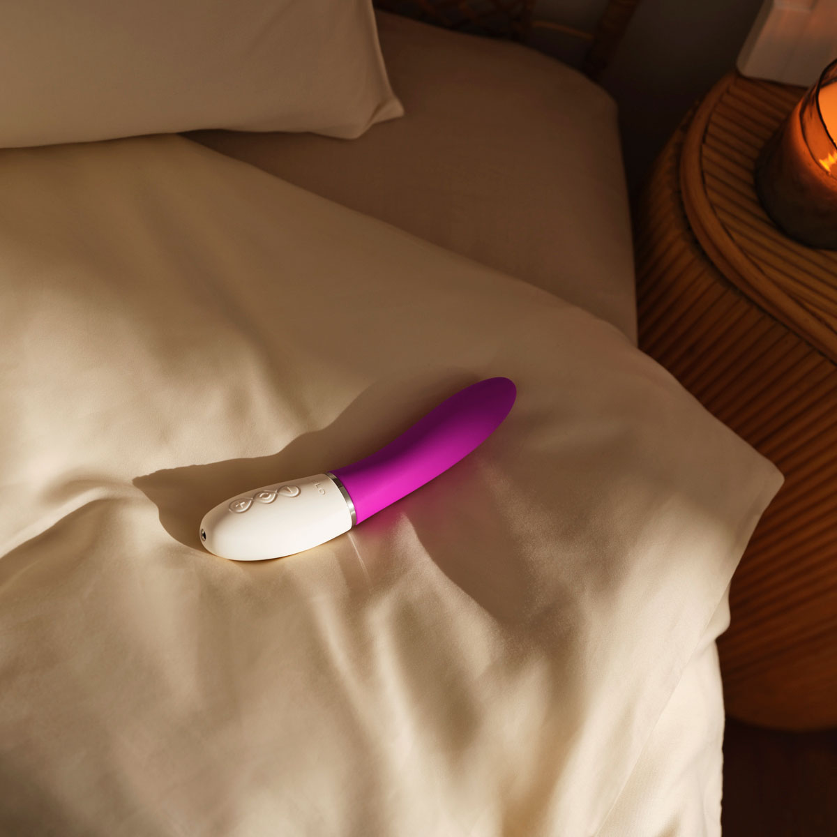 LELO LIV™ 3 App-Controlled Silicone G-Spot Vibrator - Lifestyle 2