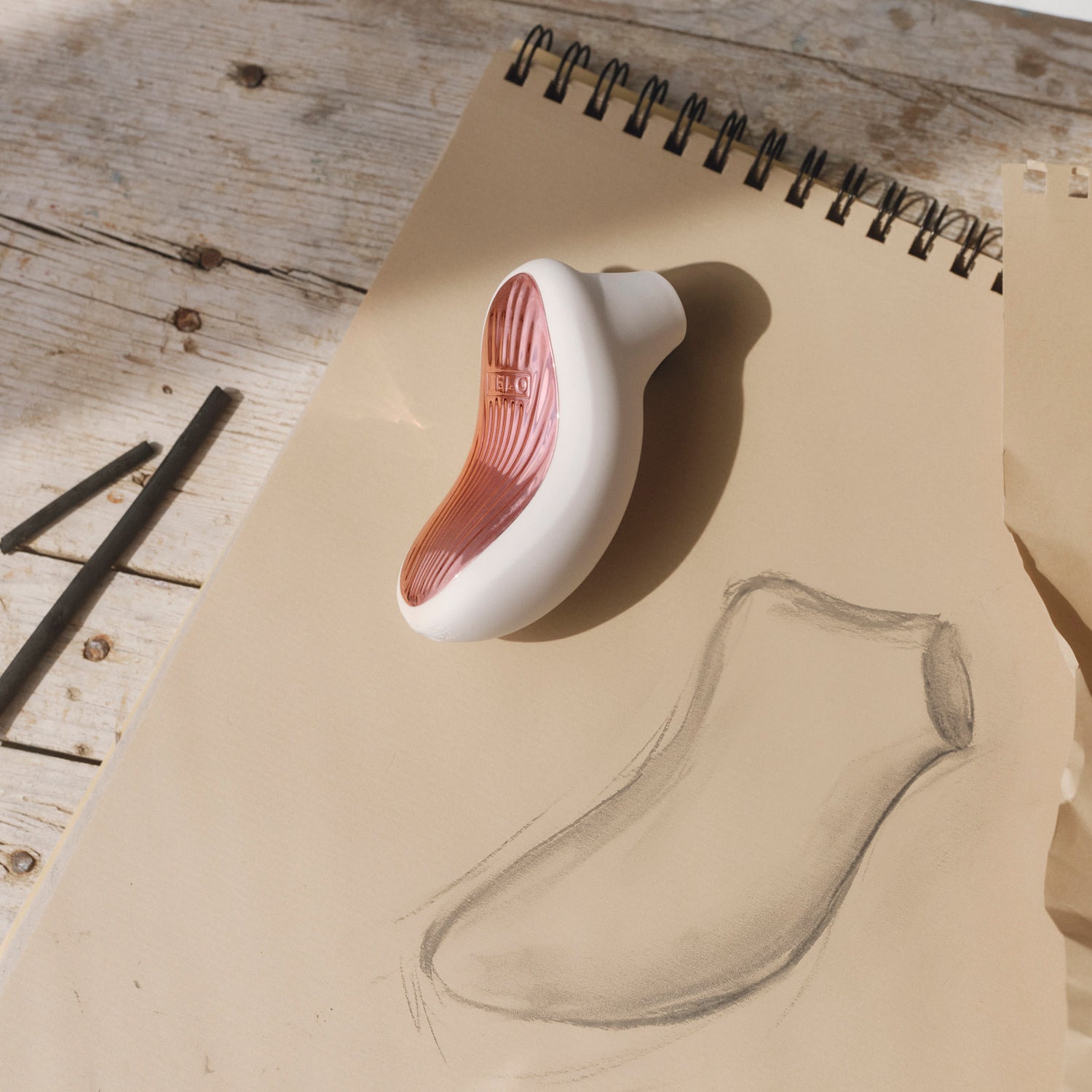 LELO SONA™ 3 Sonic Clitoral Massager - Lifestyle