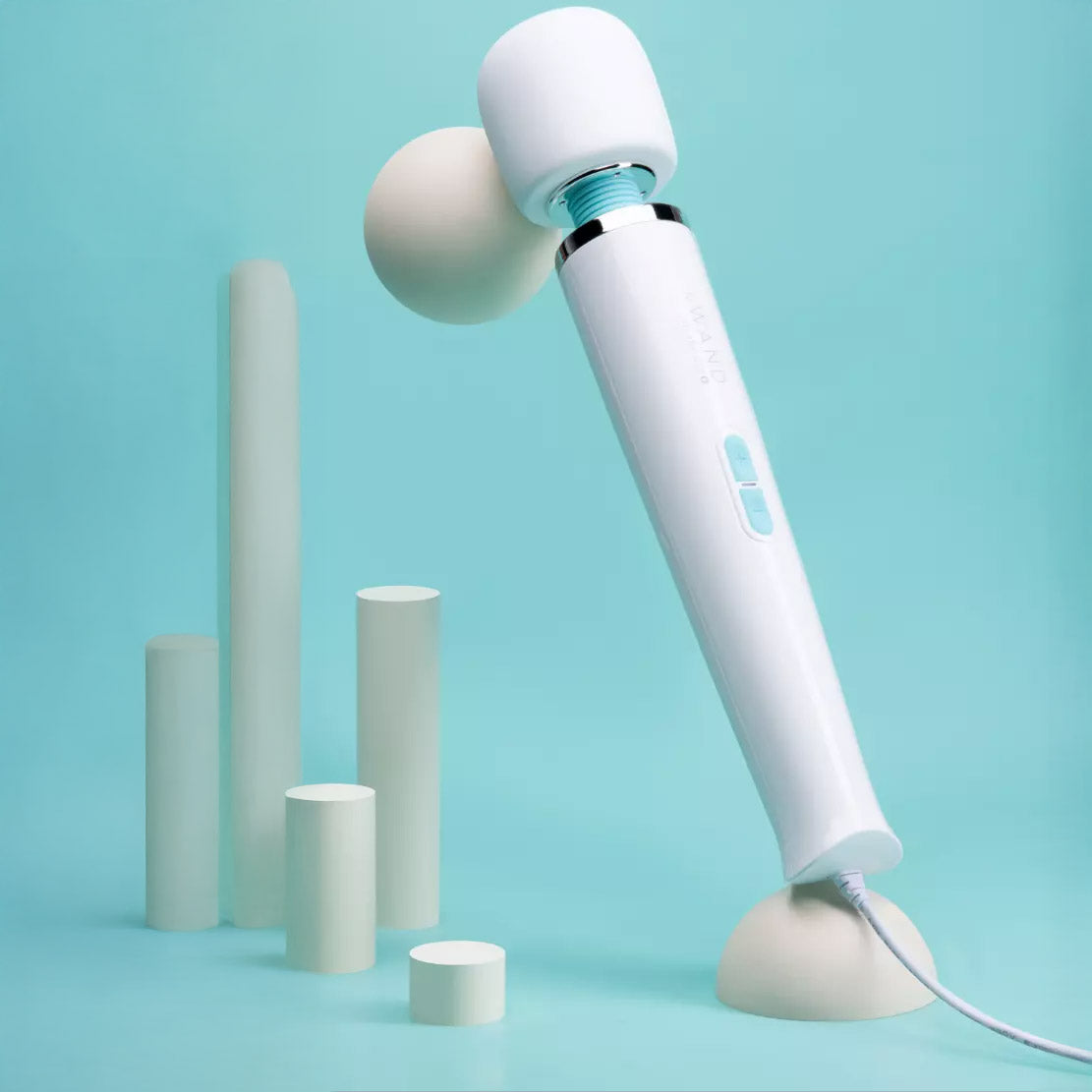 Le Wand Classique Plug-In Original Full-Body Vibrating Massager