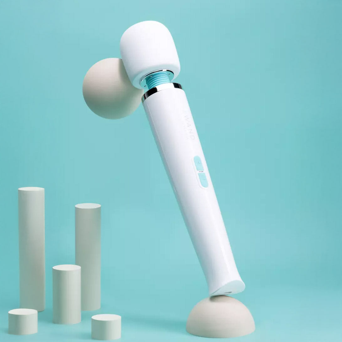 Le Wand Classique Cordless Original Rechargeable Vibrating Massager