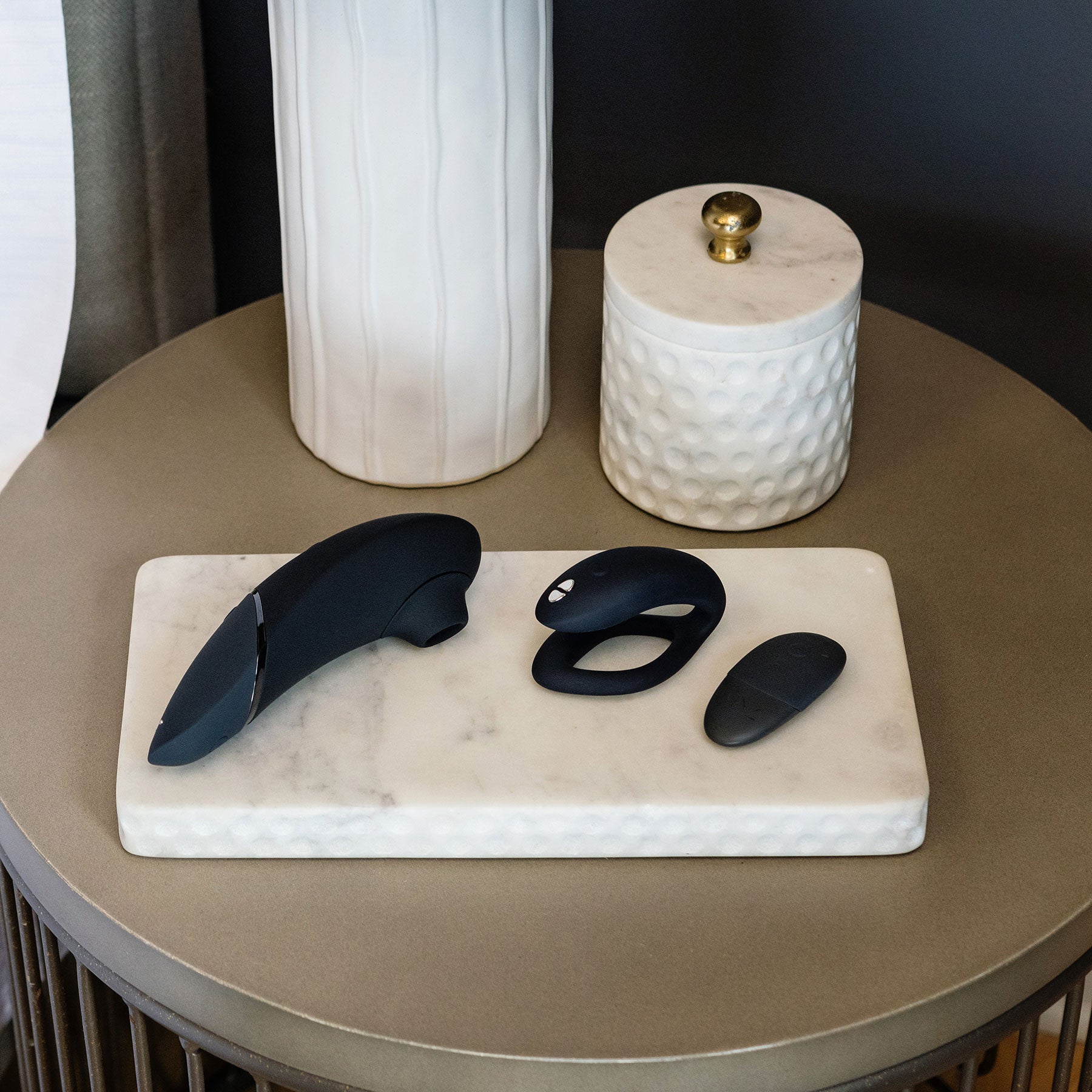 Lust & Luxury Collection Box With Womanizer Next & We-Vibe Sync O